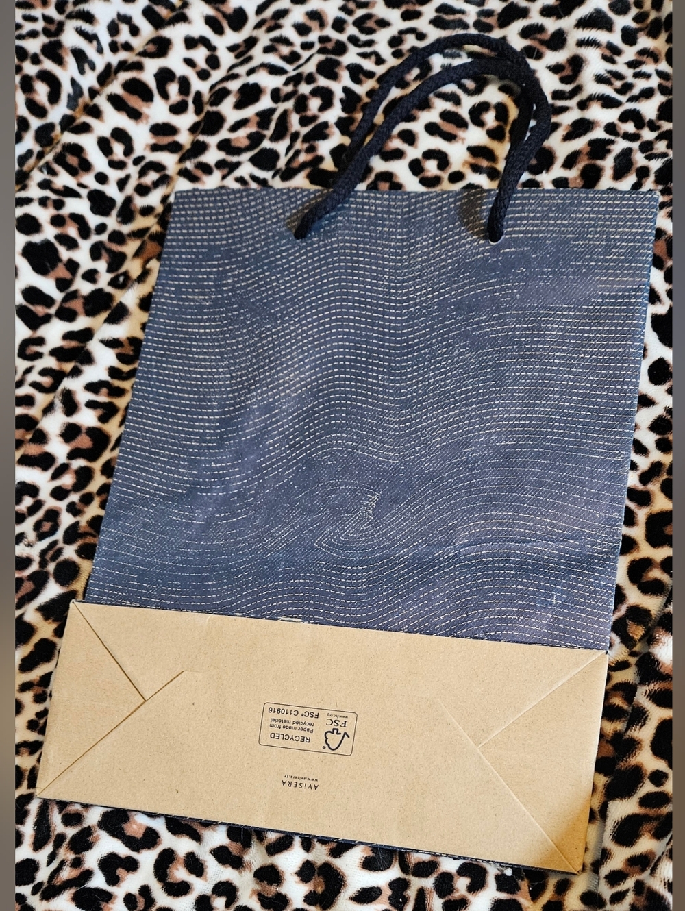 NEW Nudie Jeans Blue Denim Style XL Large Paper Shopping Bag Gift Box Holder - Picture 10 of 11